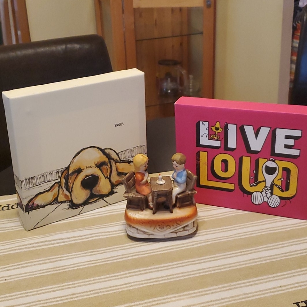SALE MUSIC BOX PLUS 2 SMALL ART WALL